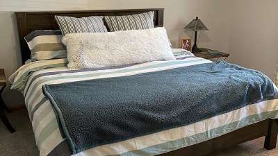 Rustic Bed2